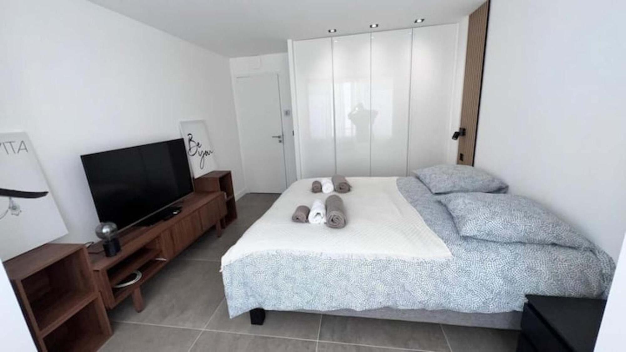 Le Versailles Coeur De Cannes Apartment ภายนอก รูปภาพ