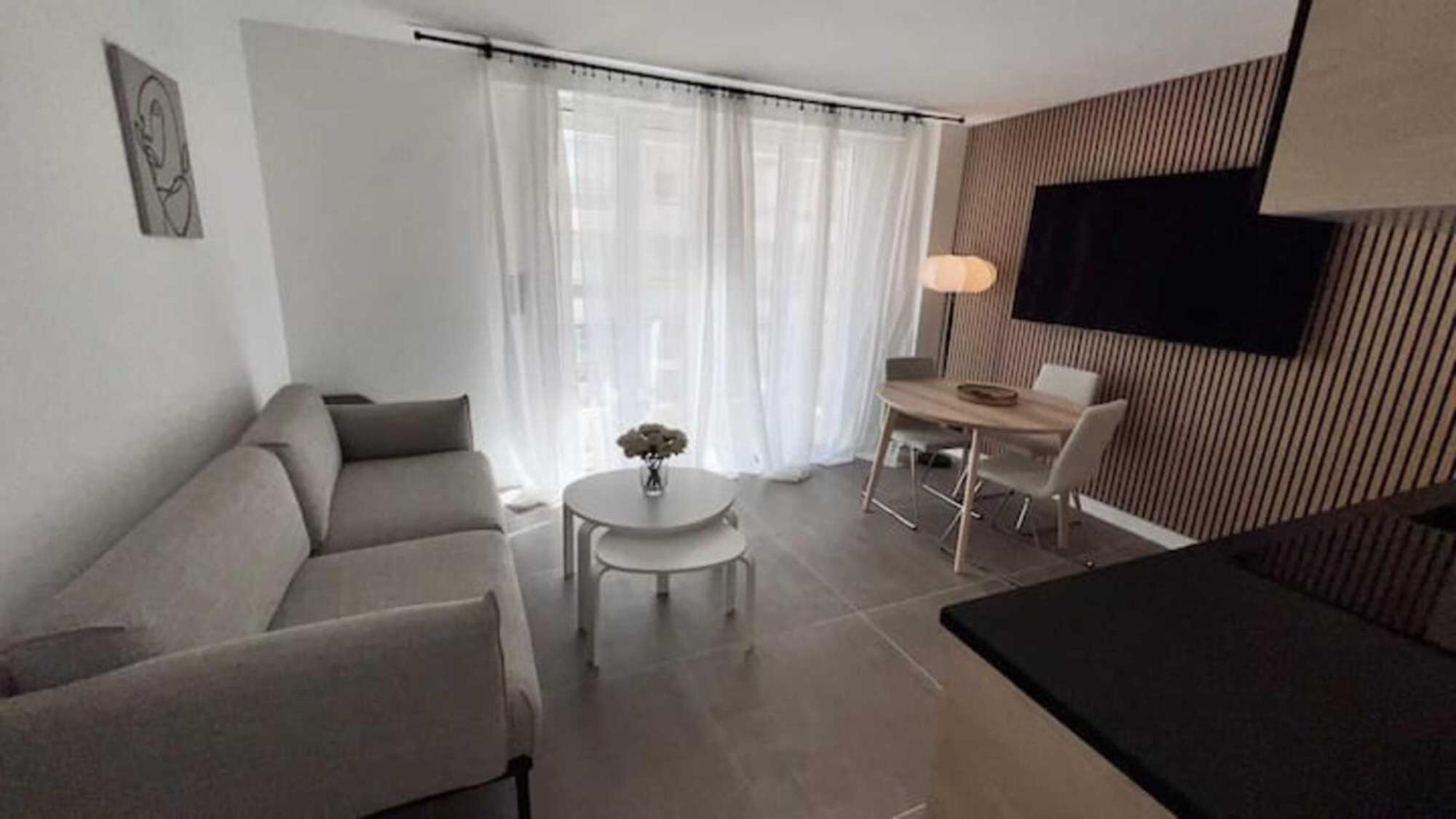 Le Versailles Coeur De Cannes Apartment ภายนอก รูปภาพ