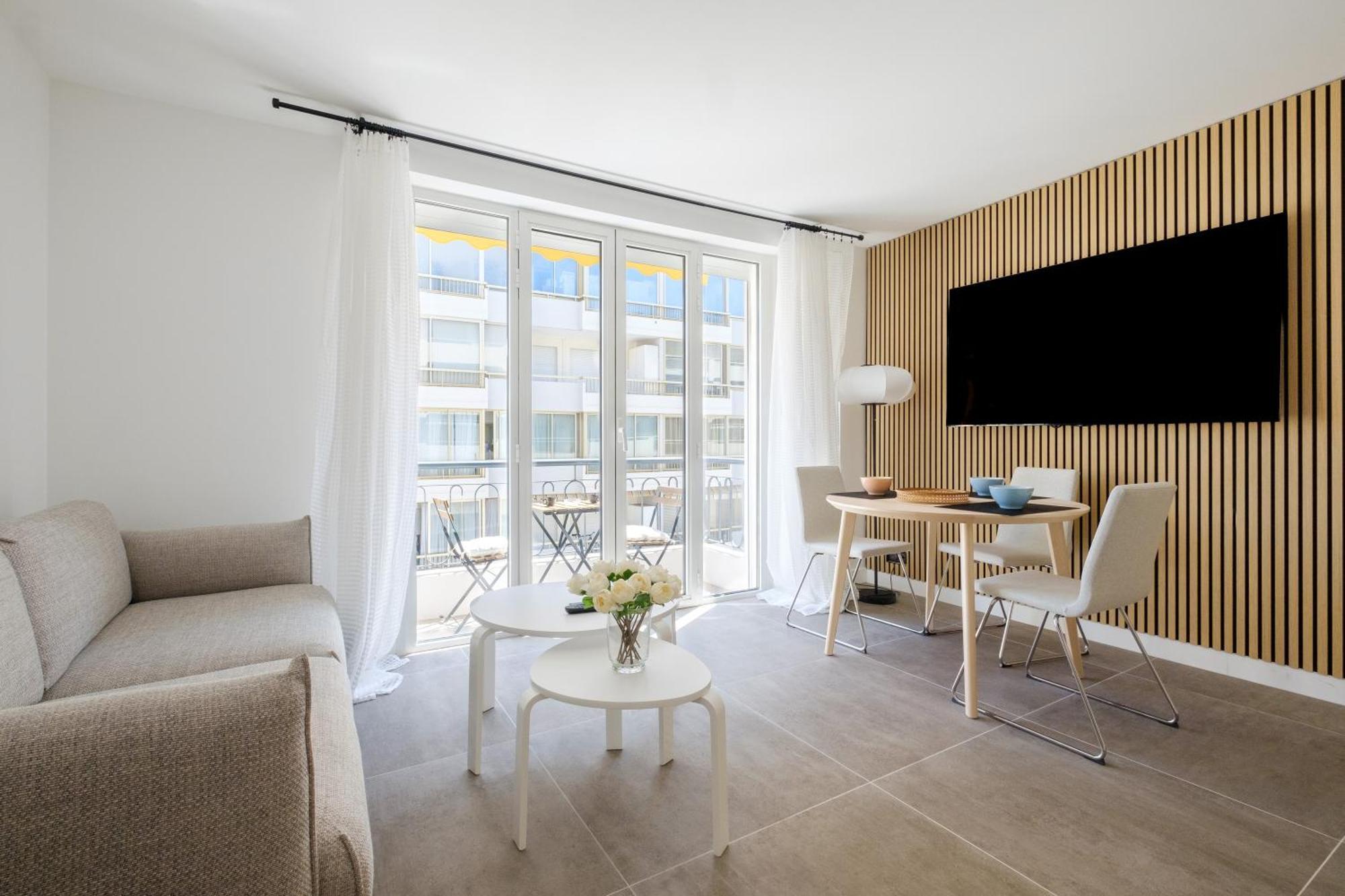 Le Versailles Coeur De Cannes Apartment ภายนอก รูปภาพ